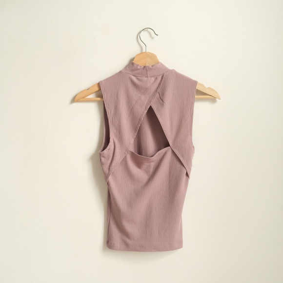 Mockneck Ribbed Knit tank top - Picture 4 of 4